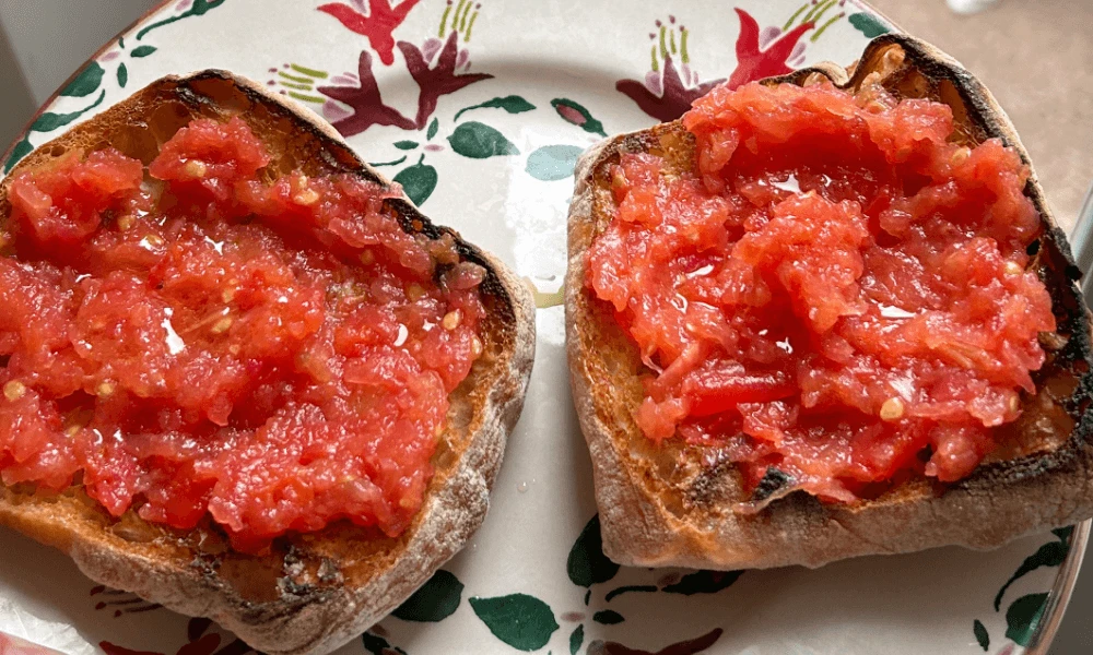 PAN CON TOMATE