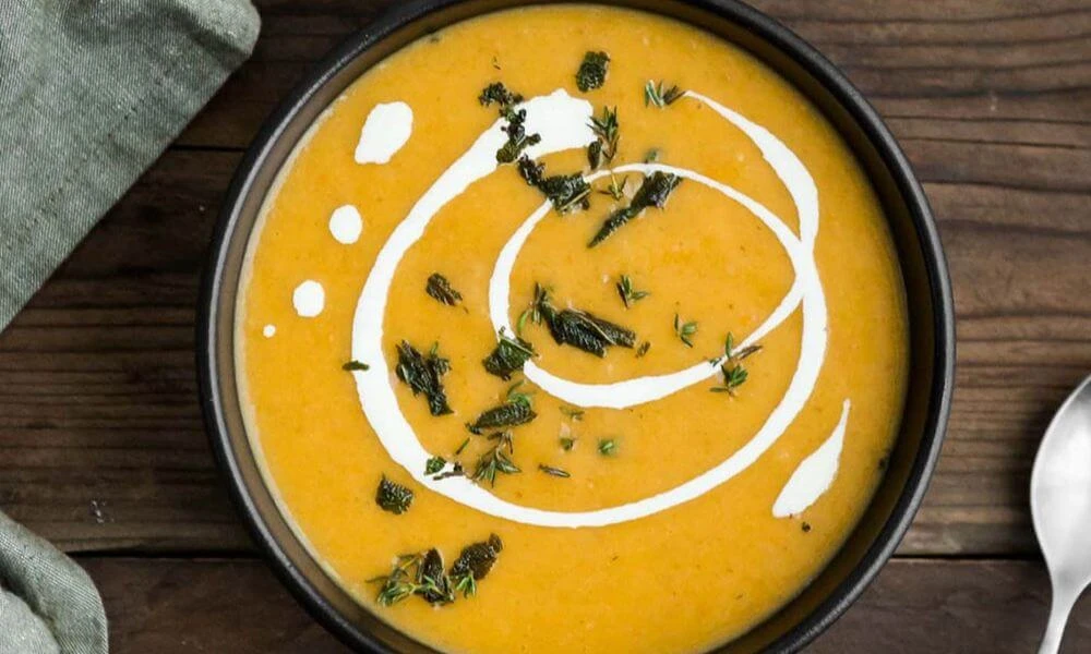 Spiced Squash & Lentil Soup
