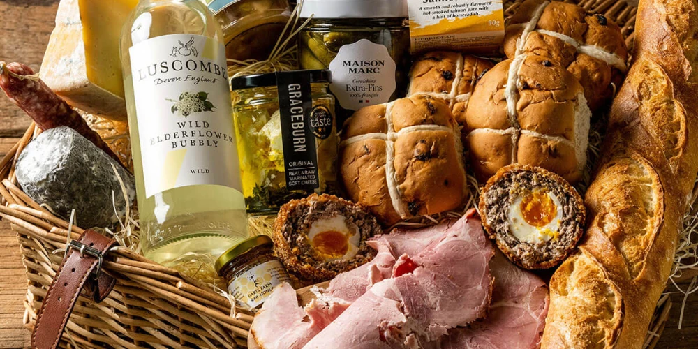 Spring Tuck In Hamper