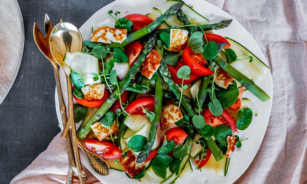 Zesty Asparagus & Halloumi Salad