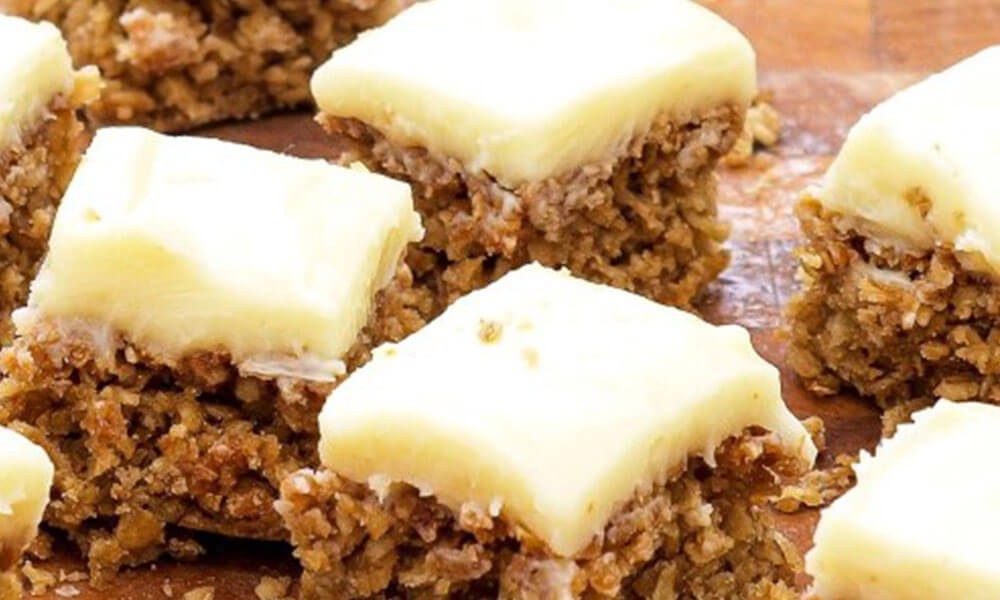 Yoghurt Topped Flapjacks