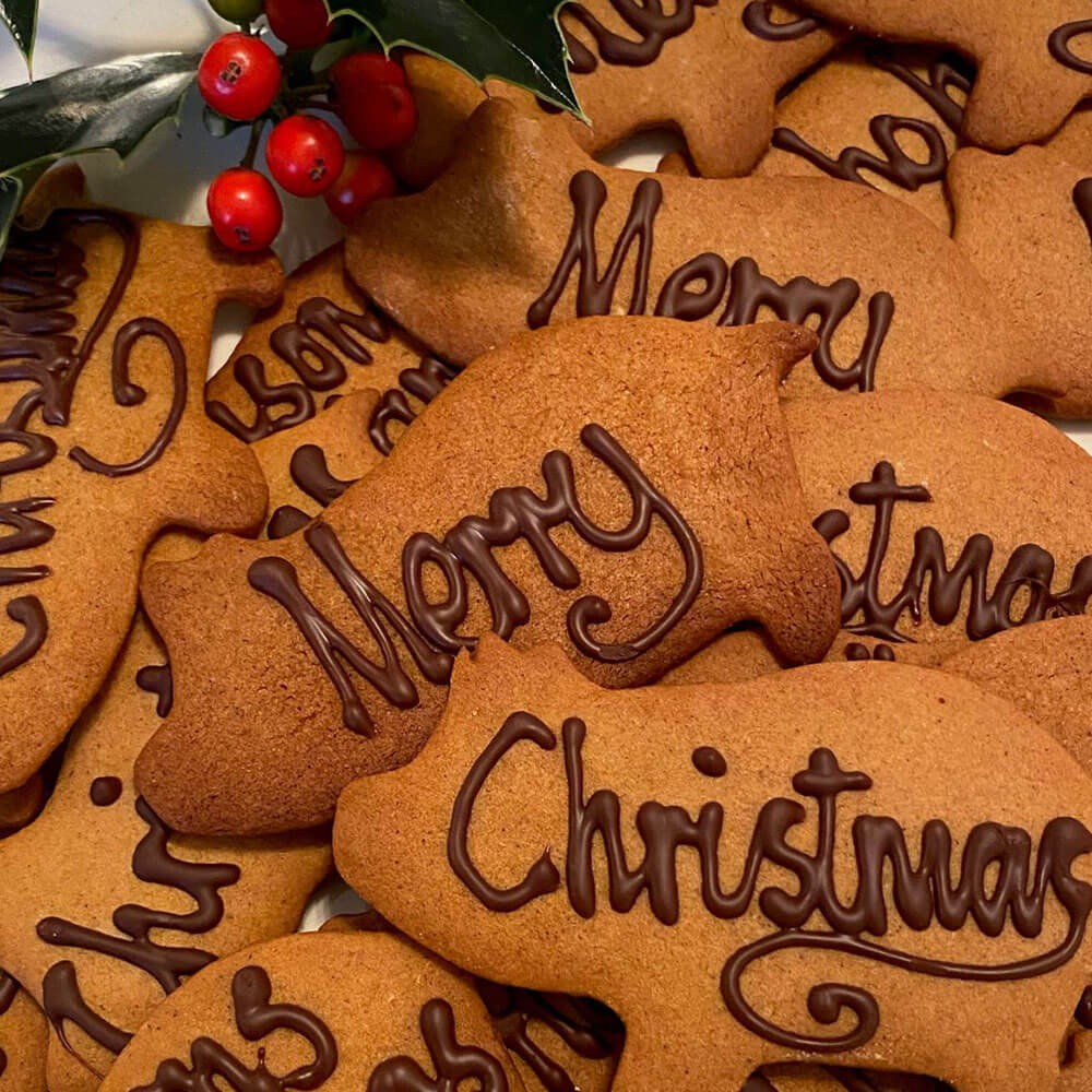 The PIG's Gingerbread Biscuits Image 1