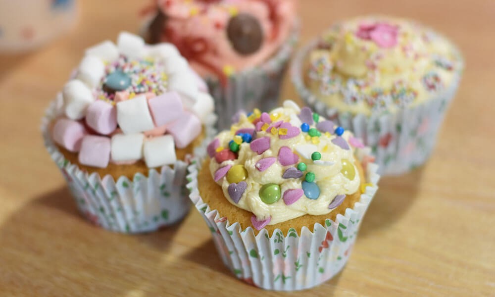 Fairy Cakes with Vanilla Buttercream Icing