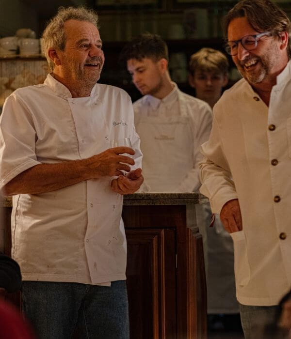 Mark&Mitch_600x700